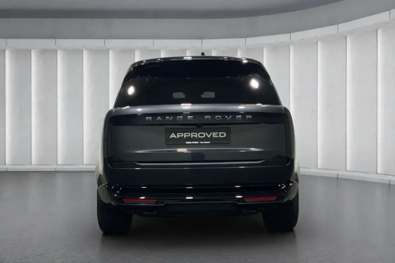 Land Rover Range Rover din 2025 cu 10.172 km - oferta LAN186153 - foto 3