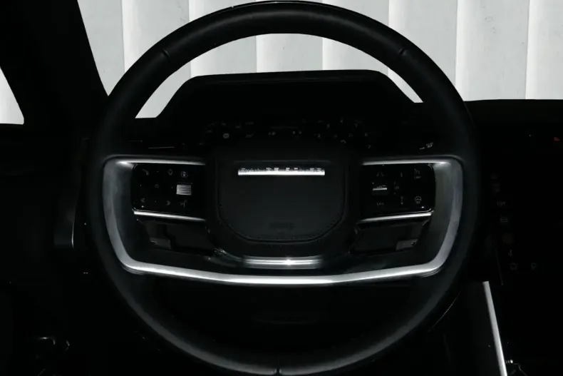 Land Rover Range Rover din 2025 cu 10.172 km - oferta LAN186153 - foto 10