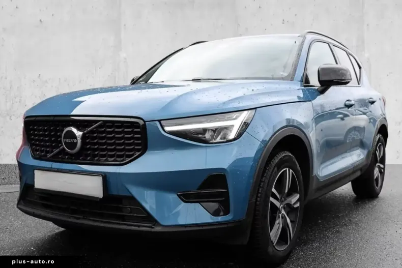 Volvo XC40 din 2023 cu 16.582 km - oferta VOL186161 - foto 1