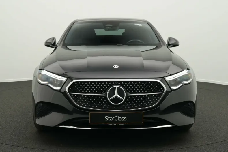 Mercedes-Benz E 220 (Clasa E) din 2024 cu 26.537 km - oferta MER186166 - foto 2