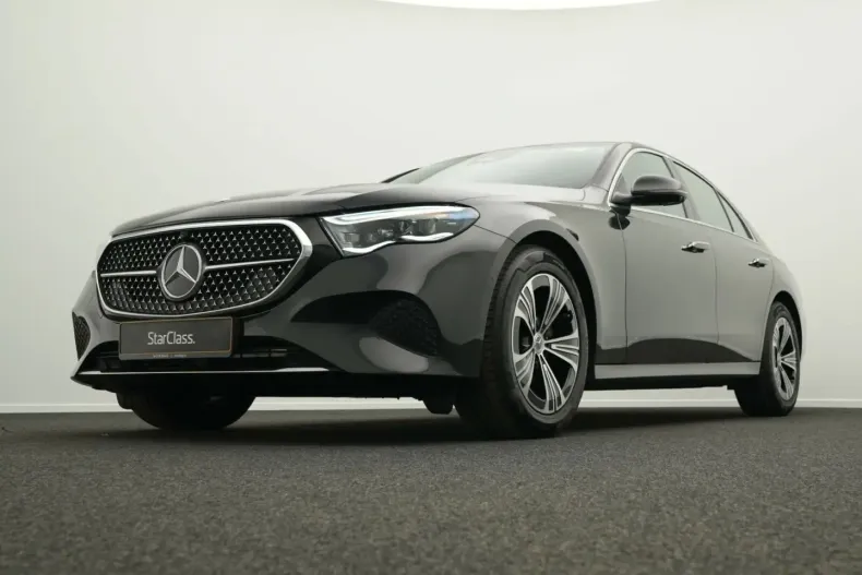 Mercedes-Benz E 220 (Clasa E) din 2024 cu 26.537 km - oferta MER186166 - foto 10