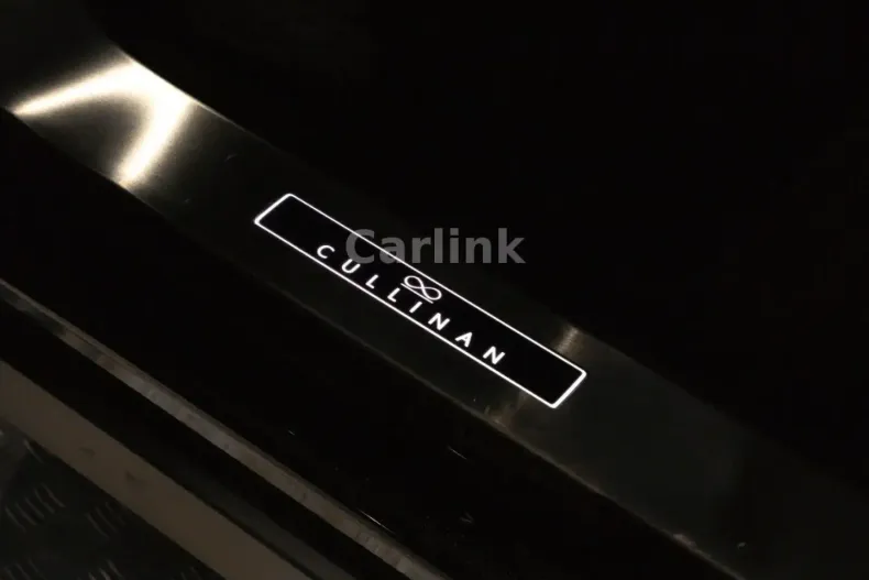 Rolls-Royce Cullinan din 2023 cu 12.550 km - oferta ROL186168 - foto 44