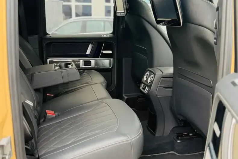 Mercedes-Benz G 63 AMG (Clasa G) din 2023 cu 18.000 km - oferta MER186169 - foto 12