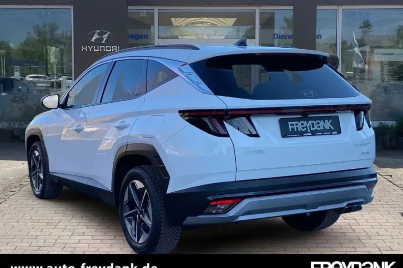 Hyundai TUCSON din 2025 cu 10.646 km - oferta HYU186173 - foto 3