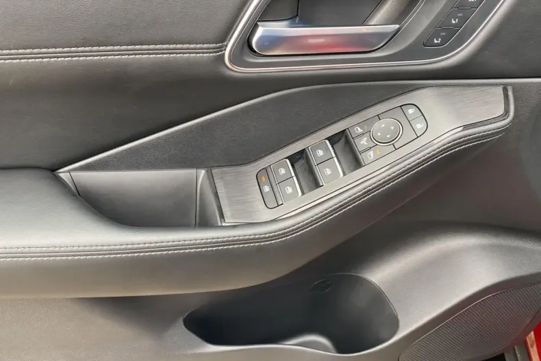 Nissan X-Trail din 2024 cu 6.673 km - oferta NIS186175 - foto 8