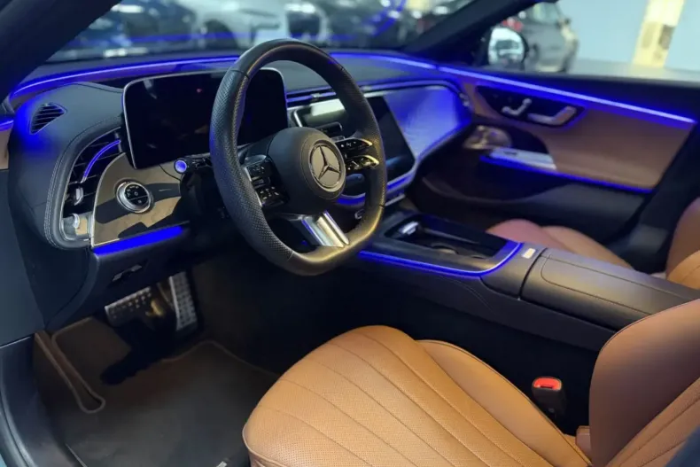 Mercedes-Benz E 450 (Clasa E) din 2025 cu 9.201 km - oferta MER186178 - foto 13