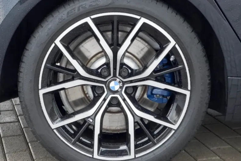 BMW 540 (Seria 5) din 2023 cu 81.454 km - oferta BMW186183 - foto 10