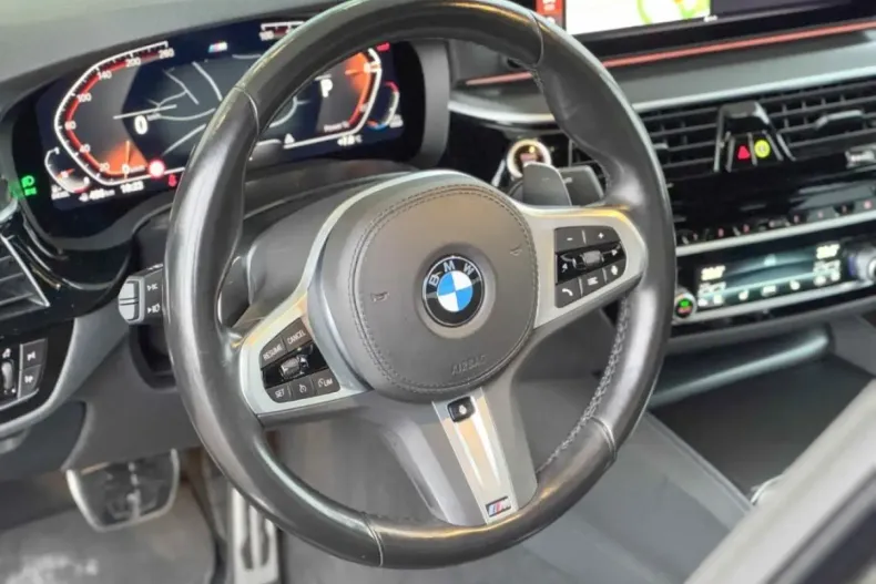 BMW 540 (Seria 5) din 2023 cu 81.454 km - oferta BMW186183 - foto 14