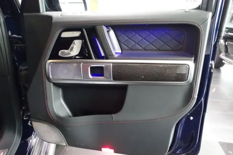 Mercedes-Benz G 63 AMG (Clasa G) din 2024 cu 9.800 km - oferta MER186186 - foto 18