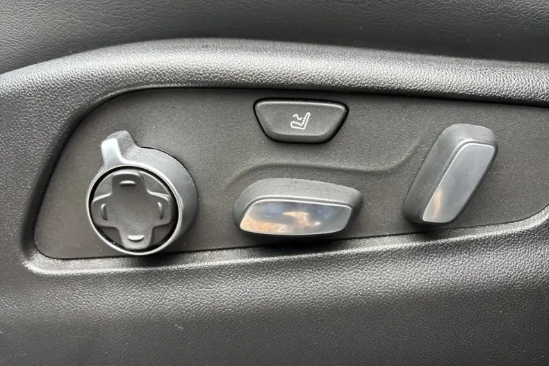 Cadillac XT4 din 2022 cu 34.742 km - oferta CAD186187 - foto 17