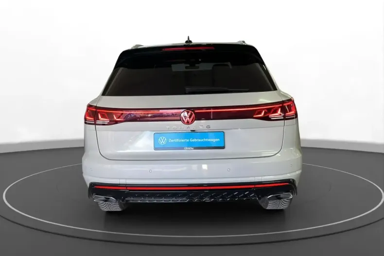 Volkswagen Touareg din 2025 cu 25.780 km - oferta VOL186189 - foto 2