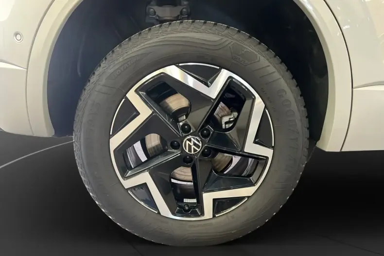 Volkswagen Touareg din 2025 cu 25.780 km - oferta VOL186189 - foto 13