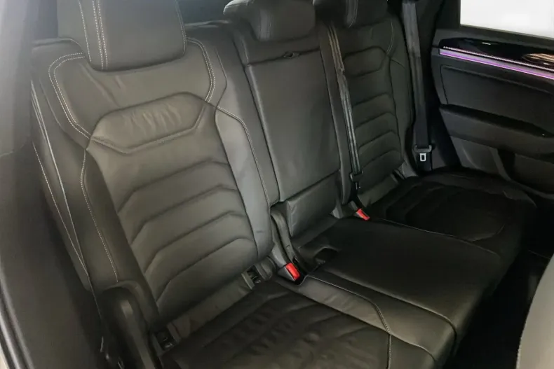 Volkswagen Touareg din 2025 cu 25.780 km - oferta VOL186189 - foto 16