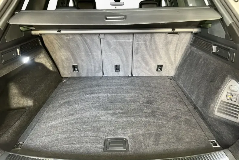 Volkswagen Touareg din 2025 cu 25.780 km - oferta VOL186189 - foto 21