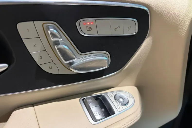 Mercedes-Benz V 300 (Clasa V) din 2021 cu 99.382 km - oferta MER186192 - foto 17