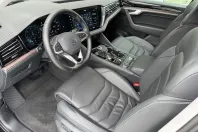 Volkswagen Touareg din 2025 cu 25.000 km - oferta VOL186193 - foto 8