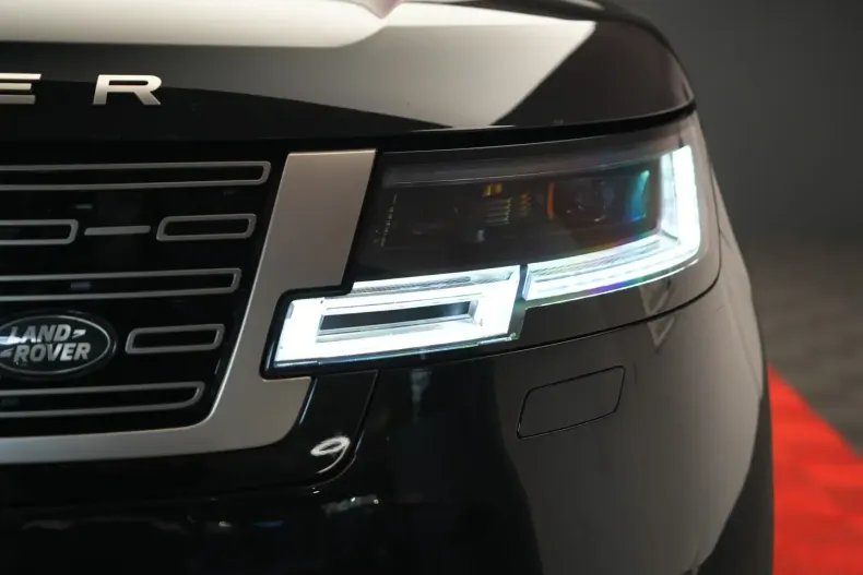 Land Rover Range Rover din 2023 cu 27.000 km - oferta LAN186195 - foto 27