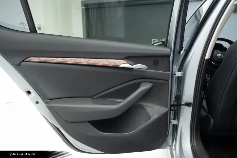 Skoda Superb din 2024 cu 34.000 km - oferta SKO186196 - foto 32