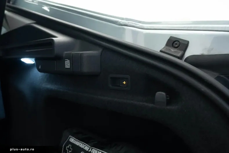 Skoda Superb din 2024 cu 34.000 km - oferta SKO186196 - foto 40