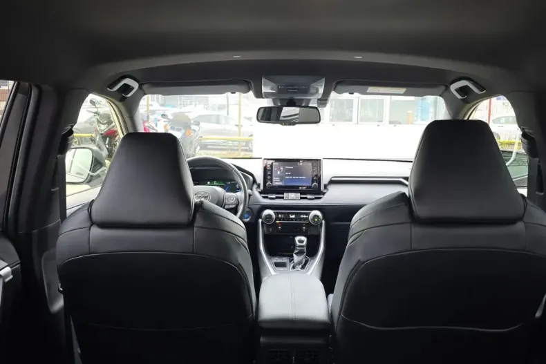 Toyota RAV4 din 2021 cu 82.408 km - oferta TOY186198 - foto 17