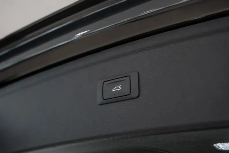 Audi Q5 din 2022 cu 70.099 km - oferta AUD186199 - foto 26