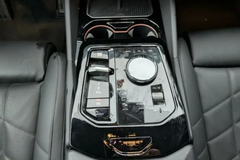 BMW 520 (Seria 5) din 2025 cu 25.036 km - oferta BMW186203 - foto 7