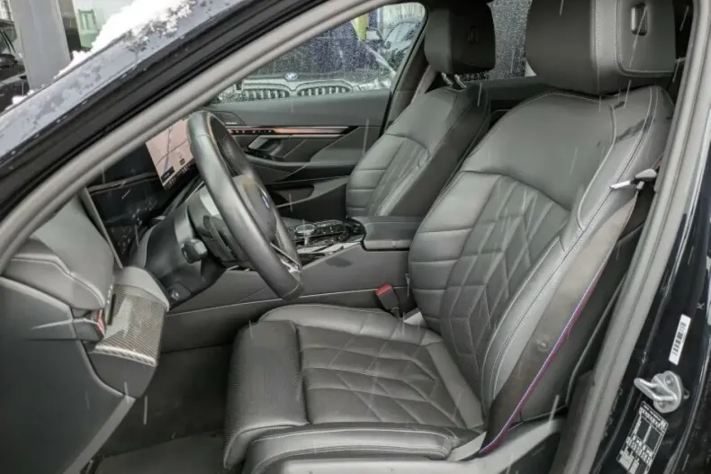 BMW 520 (Seria 5) din 2025 cu 25.036 km - oferta BMW186203 - foto 8