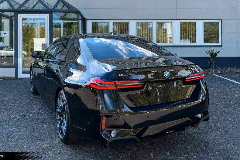 BMW 530 (Seria 5) din 2025 cu 4.076 km - oferta BMW186204 - foto 6