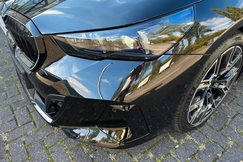 BMW 530 (Seria 5) din 2025 cu 4.076 km - oferta BMW186204 - foto 7