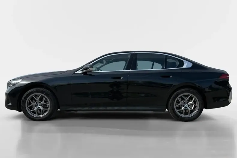 BMW 520 (Seria 5) din 2023 cu 10.700 km - oferta BMW186208 - foto 2