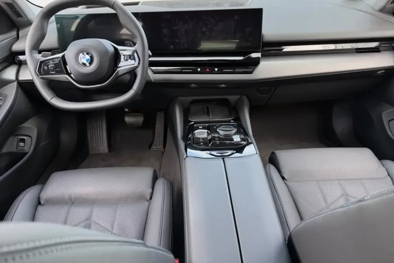 BMW 520 (Seria 5) din 2023 cu 10.700 km - oferta BMW186208 - foto 7