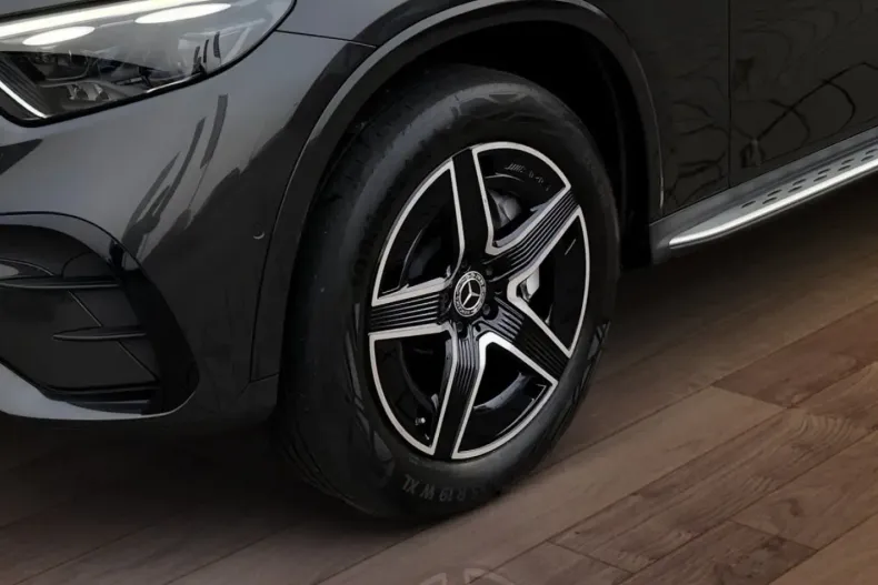 Mercedes-Benz GLC 300 (Clasa GLC) din 2024 cu 21.932 km - oferta MER186210 - foto 2