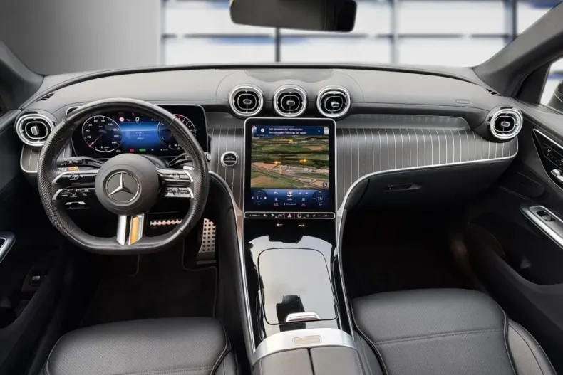 Mercedes-Benz GLC 300 (Clasa GLC) din 2024 cu 21.932 km - oferta MER186210 - foto 6