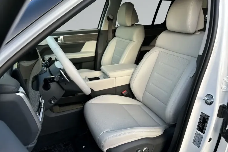 Hyundai SANTA FE din 2025 cu 15.000 km - oferta HYU186211 - foto 8