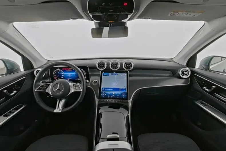 Mercedes-Benz GLC 300 (Clasa GLC) din 2025 cu 20.360 km - oferta MER186212 - foto 4