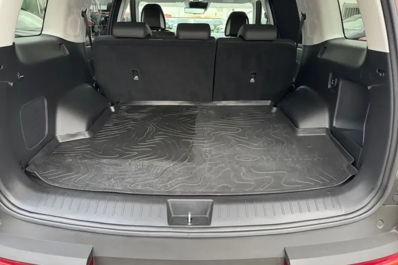 Hyundai SANTA FE din 2025 cu 19.990 km - oferta HYU186213 - foto 10