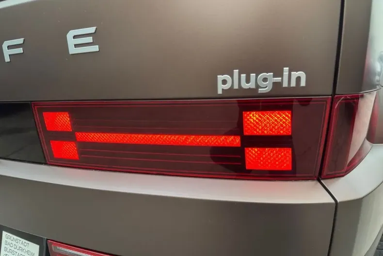 Hyundai SANTA FE din 2025 cu 19.990 km - oferta HYU186213 - foto 12