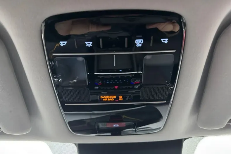 Hyundai SANTA FE din 2025 cu 19.990 km - oferta HYU186213 - foto 25