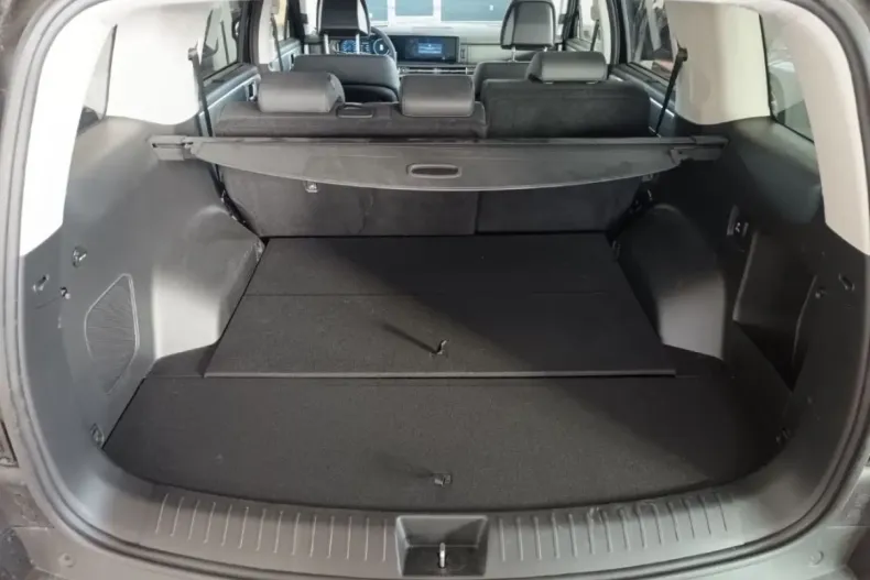 Hyundai SANTA FE din 2025 cu 25.095 km - oferta HYU186215 - foto 5