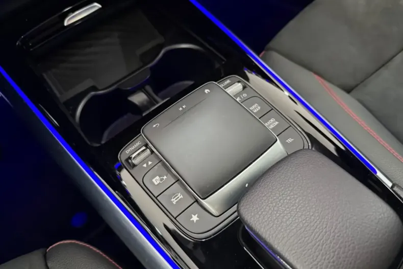 Mercedes-Benz EQA din 2021 cu 72.000 km - oferta MER186220 - foto 13