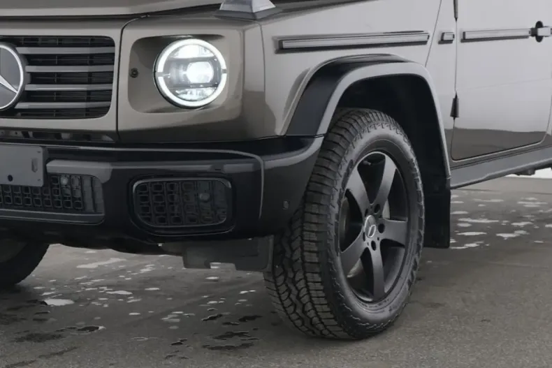 Mercedes-Benz G 450 (Clasa G) din 2024 cu 3.179 km - oferta MER186221 - foto 3