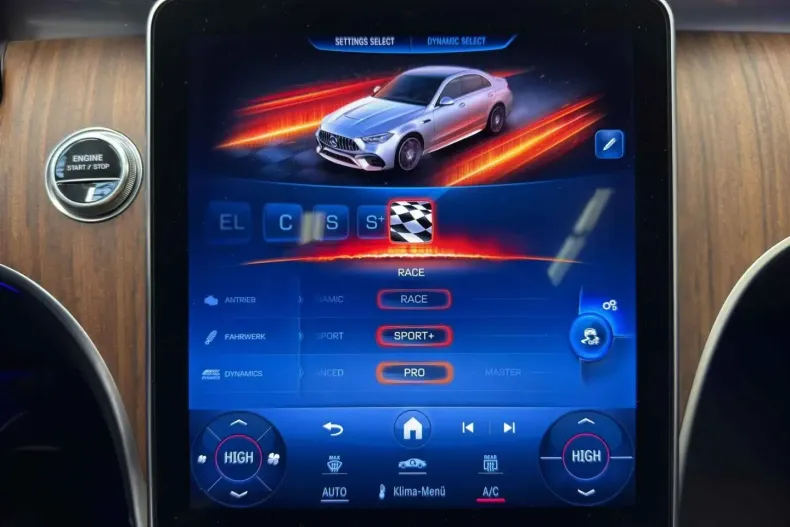 Mercedes-Benz C 63 AMG (Clasa C) din 2024 cu 14.197 km - oferta MER186223 - foto 18