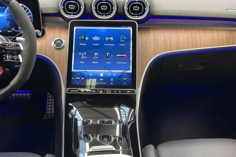 Mercedes-Benz C 63 AMG (Clasa C) din 2024 cu 14.197 km - oferta MER186223 - foto 22