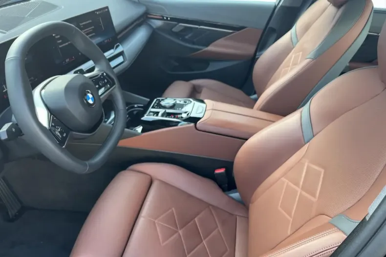 BMW 520 (Seria 5) din 2025 cu 6.790 km - oferta BMW186225 - foto 1