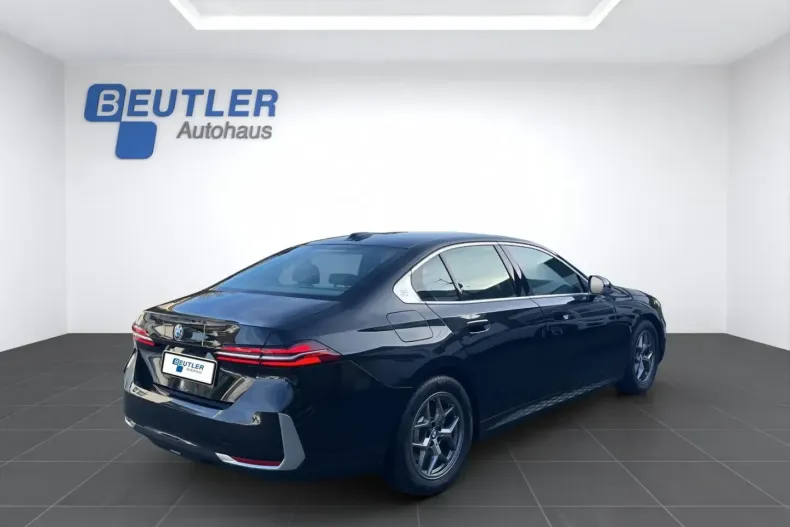 BMW 520 (Seria 5) din 2025 cu 6.790 km - oferta BMW186225 - foto 5