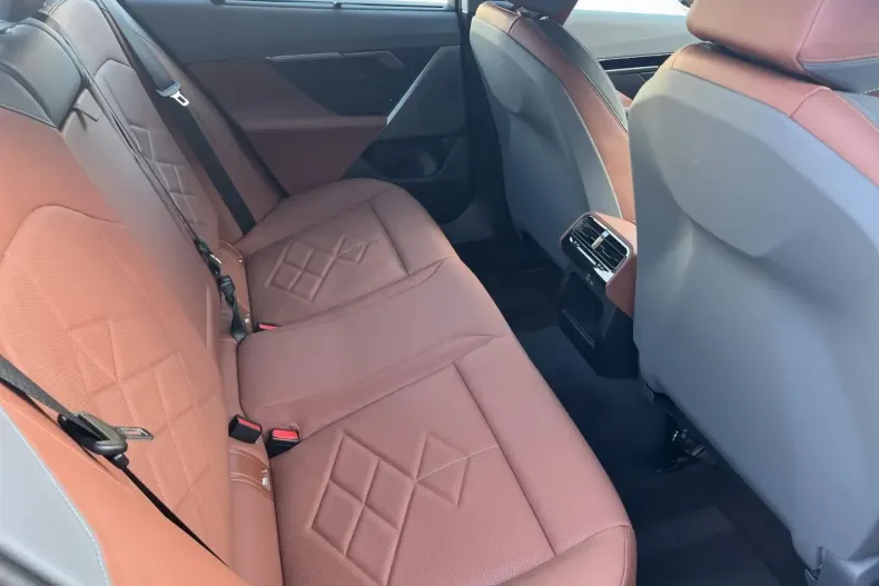 BMW 520 (Seria 5) din 2025 cu 6.790 km - oferta BMW186225 - foto 12