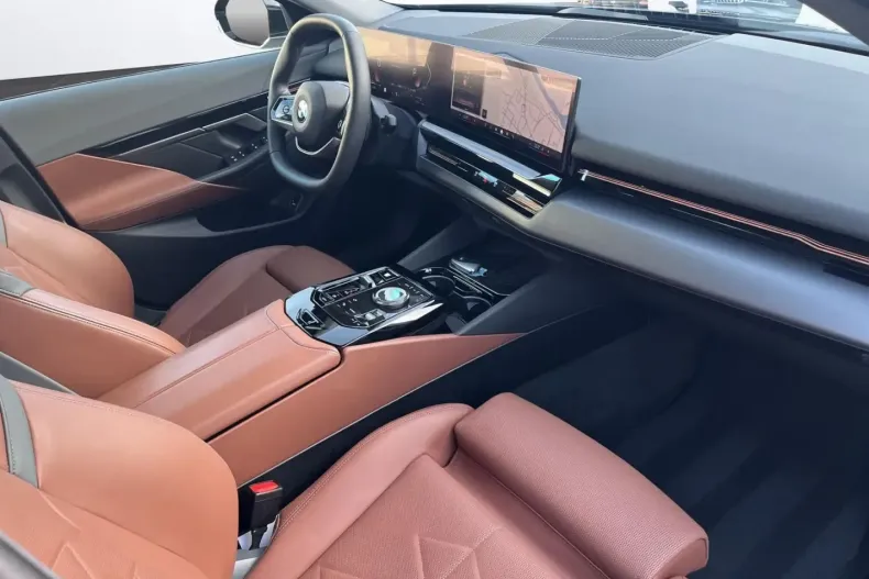 BMW 520 (Seria 5) din 2025 cu 6.790 km - oferta BMW186225 - foto 15