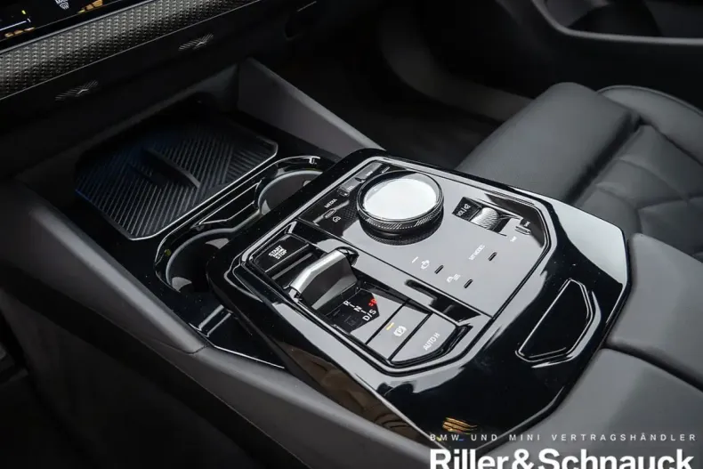 BMW 520 (Seria 5) din 2025 cu 25.900 km - oferta BMW186226 - foto 15