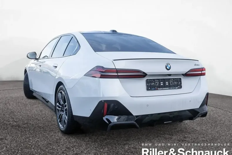 BMW 520 (Seria 5) din 2025 cu 21.597 km - oferta BMW186227 - foto 5