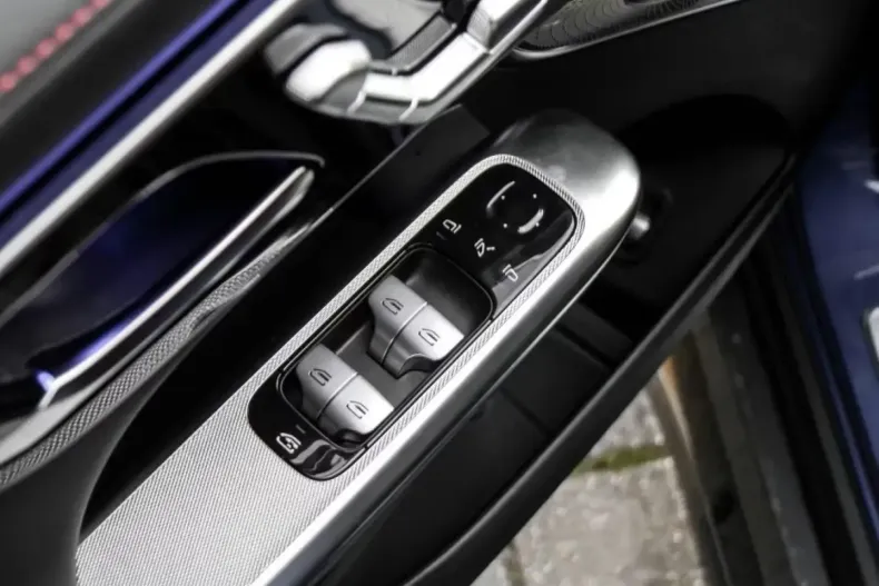 Mercedes-Benz GLC 43 AMG (Clasa GLC) din 2024 cu 7.650 km - oferta MER186236 - foto 7